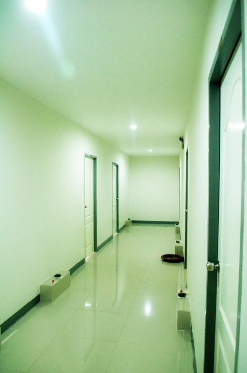 Motel Sabai Sabai House Pattaya Zimmer foto